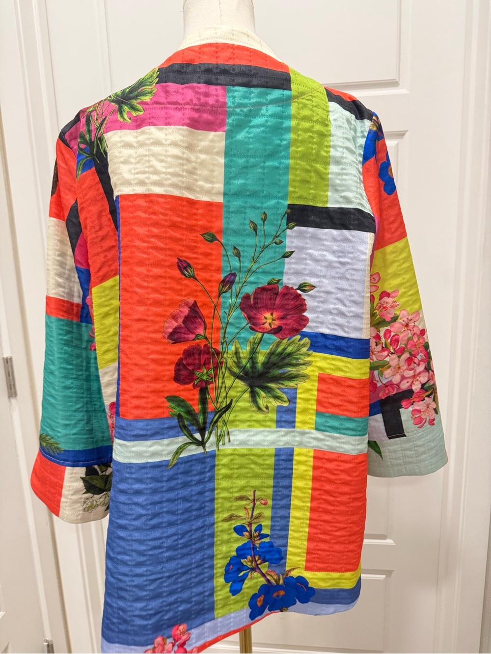 IC Collection Multi Print Lightweight Jacket - Picture 10 of 12